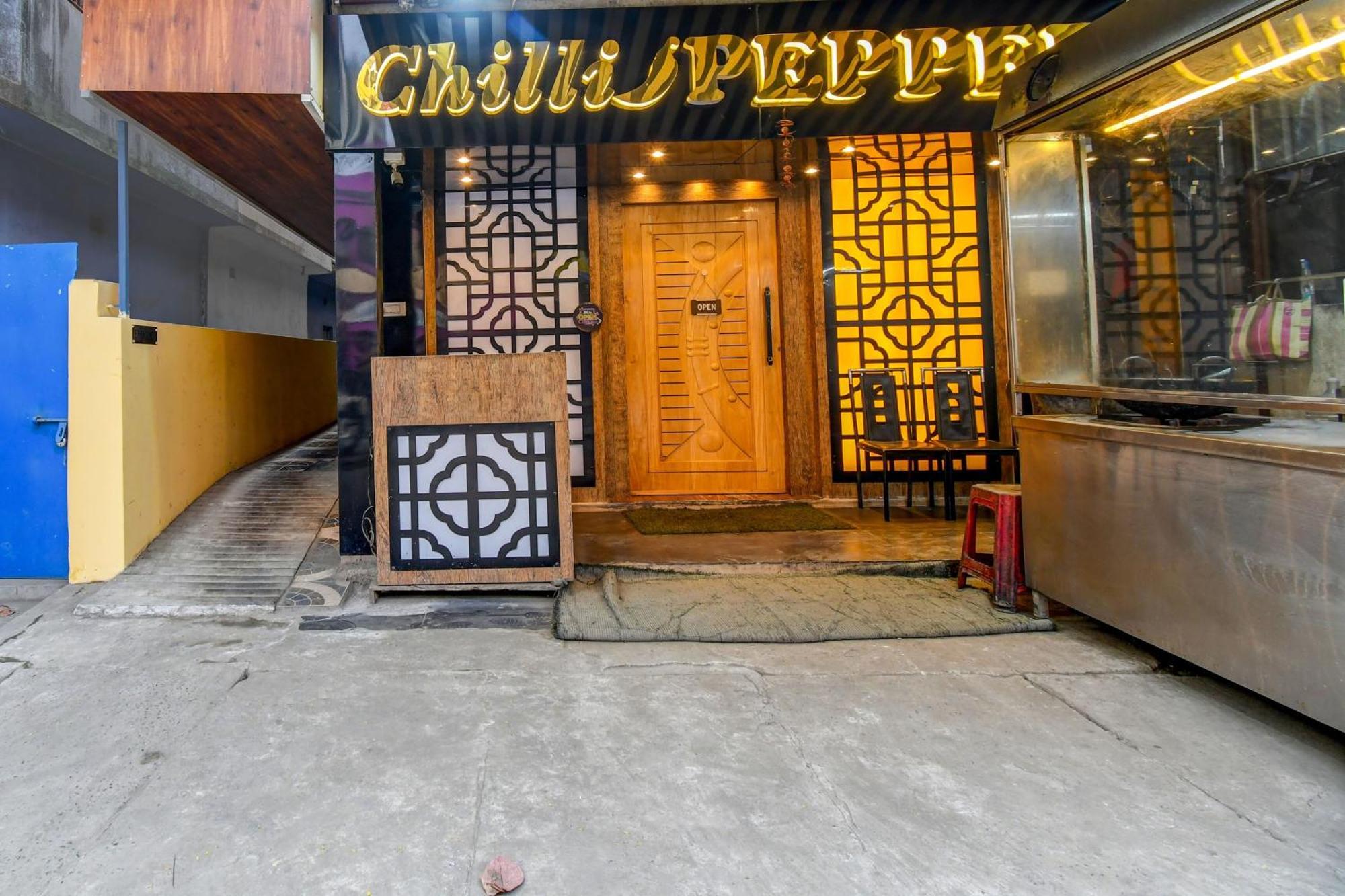 Hotel O Chilli Pepper Hotel And Restaurant كولكاتا المظهر الخارجي الصورة